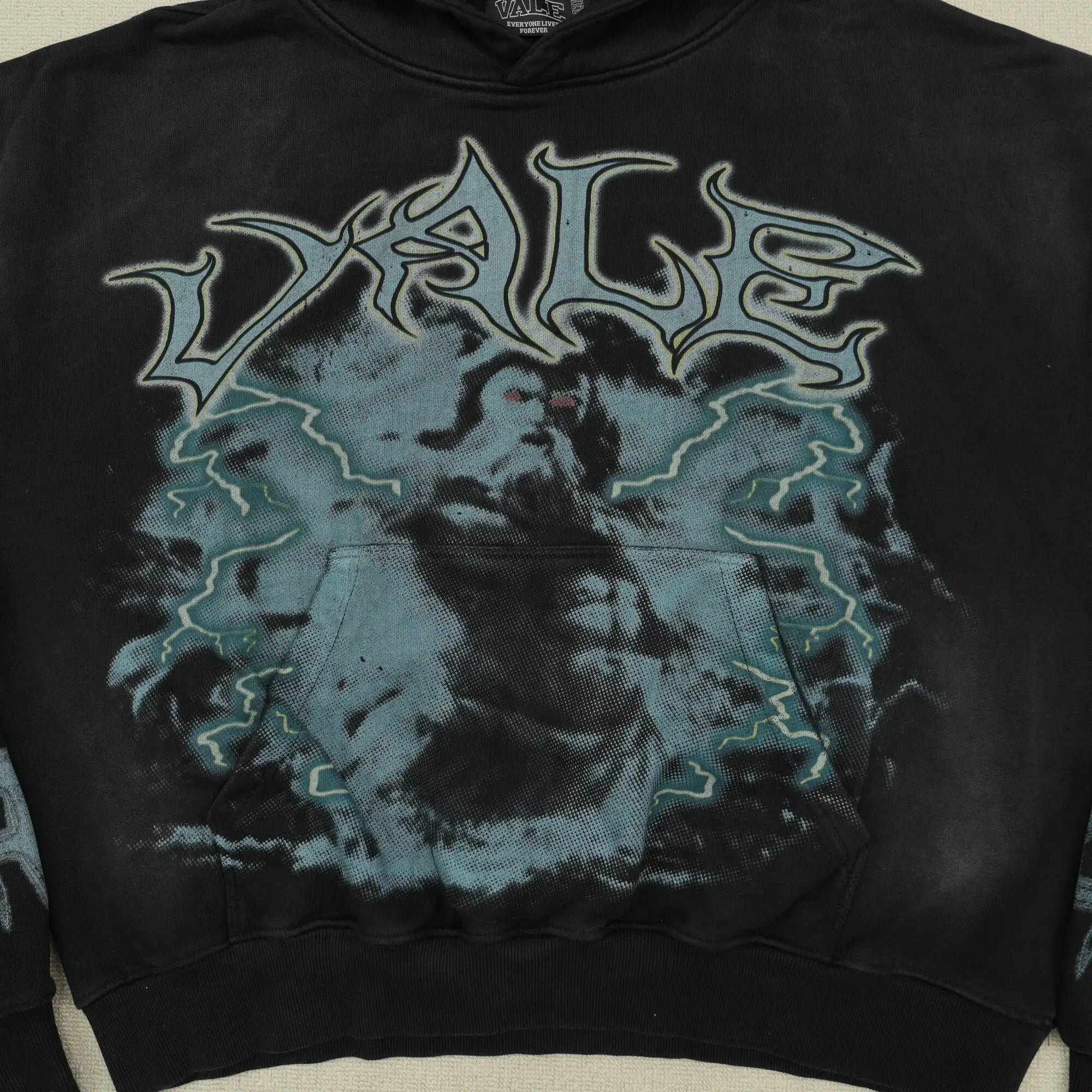 Vale Shadow Graphic Hoodie – Black